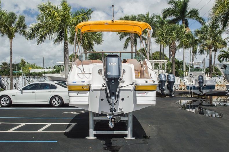 Thumbnail 9 for Used 2013 Hurricane SunDeck SD 2000 OB boat for sale in West Palm Beach, FL