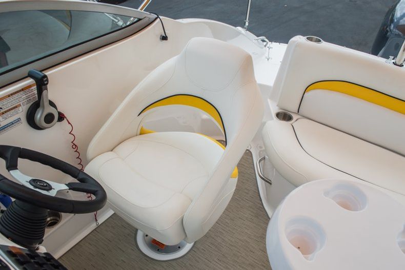 Thumbnail 32 for Used 2013 Hurricane SunDeck SD 2000 OB boat for sale in West Palm Beach, FL