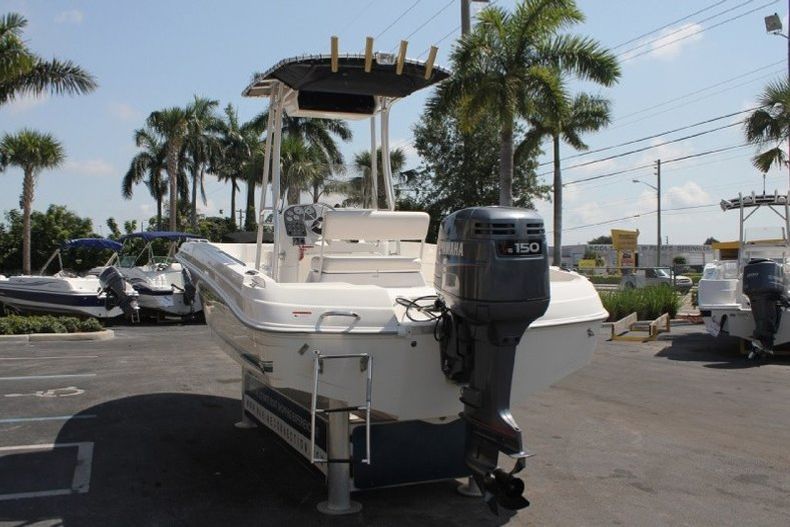 Thumbnail 8 for Used 2005 Aquasport 205 Osprey CC boat for sale in West Palm Beach, FL