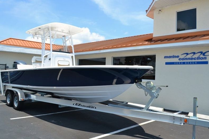 Thumbnail 1 for New 2014 Sportsman Masters 247 Bay Boat boat for sale in Miami, FL