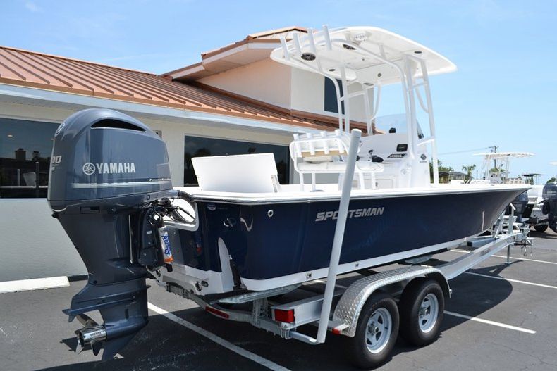 Thumbnail 6 for New 2014 Sportsman Masters 247 Bay Boat boat for sale in Miami, FL