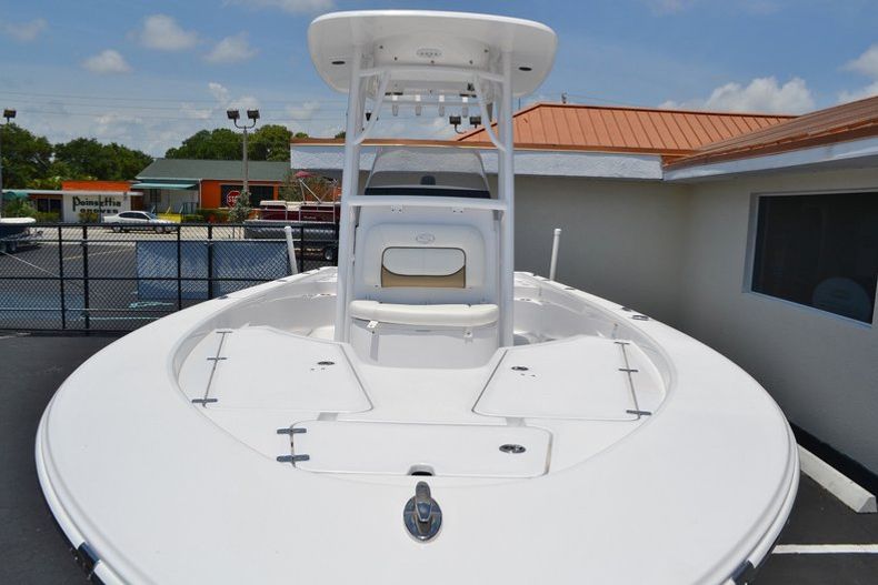 Thumbnail 11 for New 2014 Sportsman Masters 247 Bay Boat boat for sale in Miami, FL