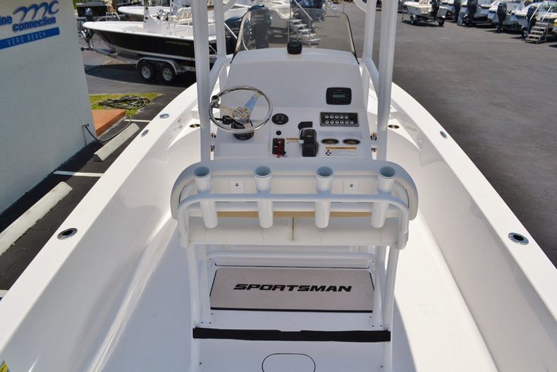 Thumbnail 13 for New 2014 Sportsman Masters 247 Bay Boat boat for sale in Miami, FL