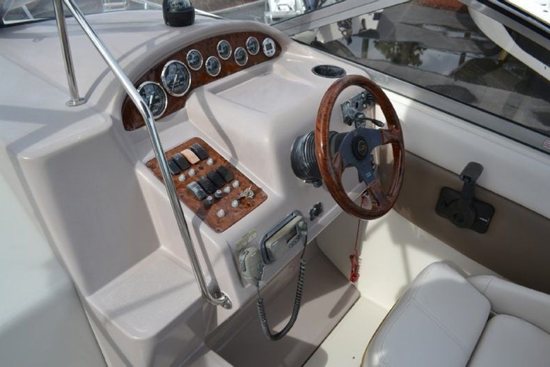 Thumbnail 22 for Used 1999 Regal 258 Commodore Cruiser boat for sale in West Palm Beach, FL