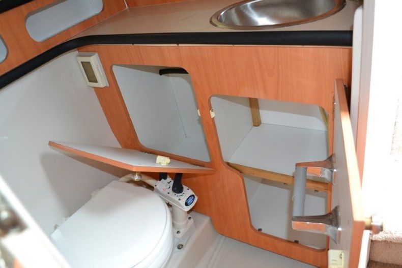 Thumbnail 71 for Used 1999 Regal 258 Commodore Cruiser boat for sale in West Palm Beach, FL