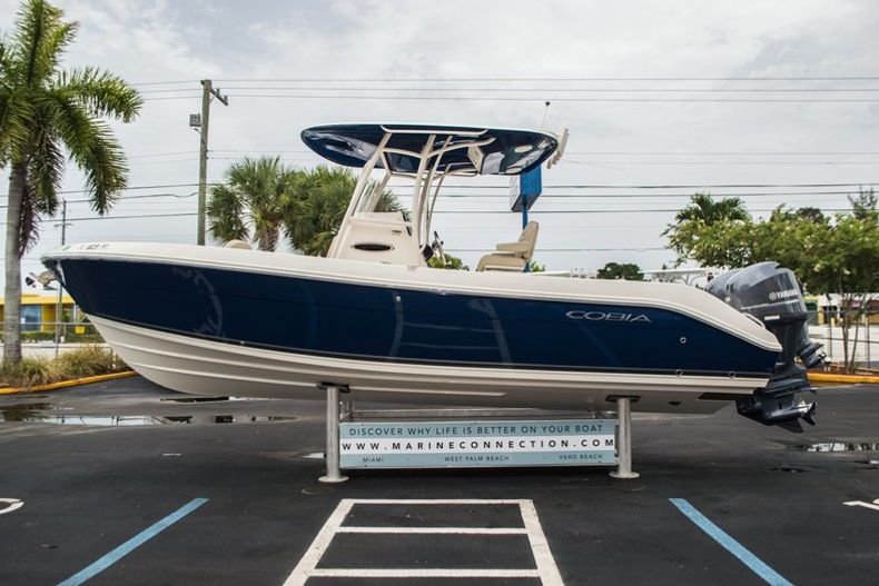 Thumbnail 5 for Used 2014 Cobia 256 Center Console boat for sale in Vero Beach, FL