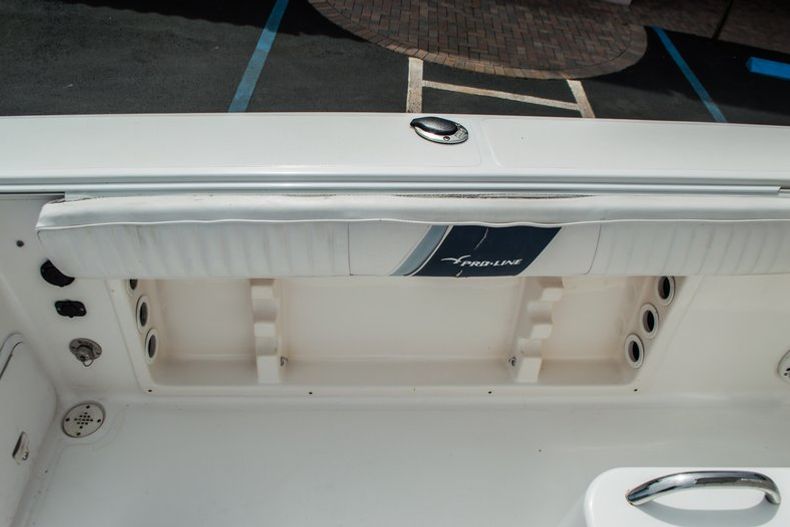 Thumbnail 33 for Used 2004 Pro-Line 25 Sport boat for sale in West Palm Beach, FL