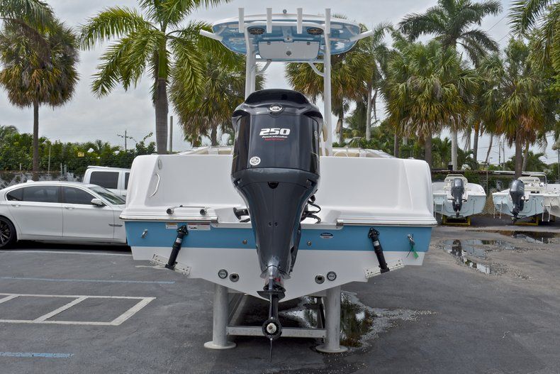Thumbnail 8 for New 2017 Sportsman Heritage 231 Center Console boat for sale in West Palm Beach, FL