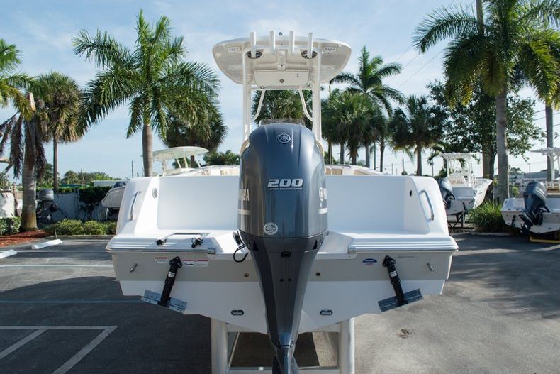 Thumbnail 6 for New 2015 Sportsman Heritage 231 Center Console boat for sale in West Palm Beach, FL