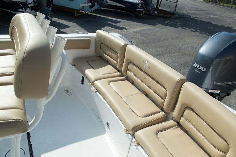 Thumbnail 26 for New 2015 Sportsman Heritage 231 Center Console boat for sale in West Palm Beach, FL