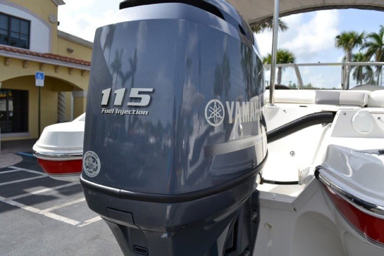 Thumbnail 13 for Used 2012 Stingray 204 LR Outboard Bowrider boat for sale in West Palm Beach, FL
