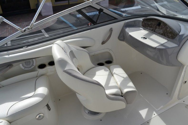 Thumbnail 39 for Used 2012 Stingray 204 LR Outboard Bowrider boat for sale in West Palm Beach, FL