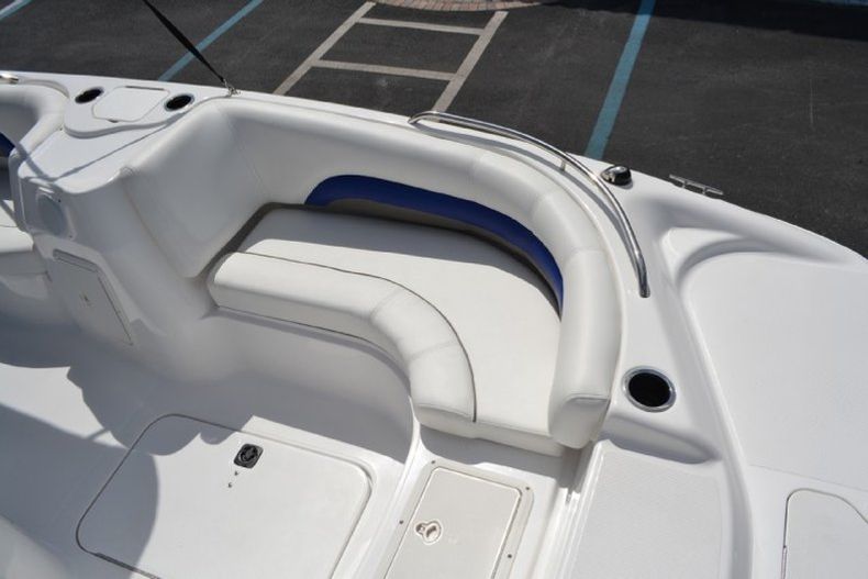 Thumbnail 54 for New 2013 Hurricane SunDeck Sport SS 188 OB boat for sale in West Palm Beach, FL