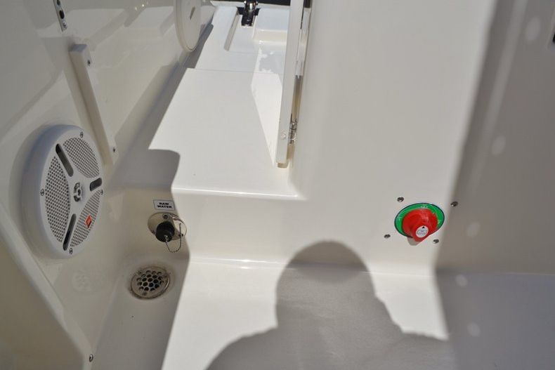 Thumbnail 29 for New 2015 Cobia 201 Center Console boat for sale in West Palm Beach, FL