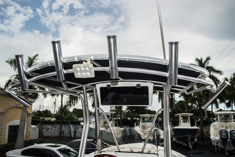 Thumbnail 9 for Used 2012 Sea Hunt 211 Ultra boat for sale in West Palm Beach, FL