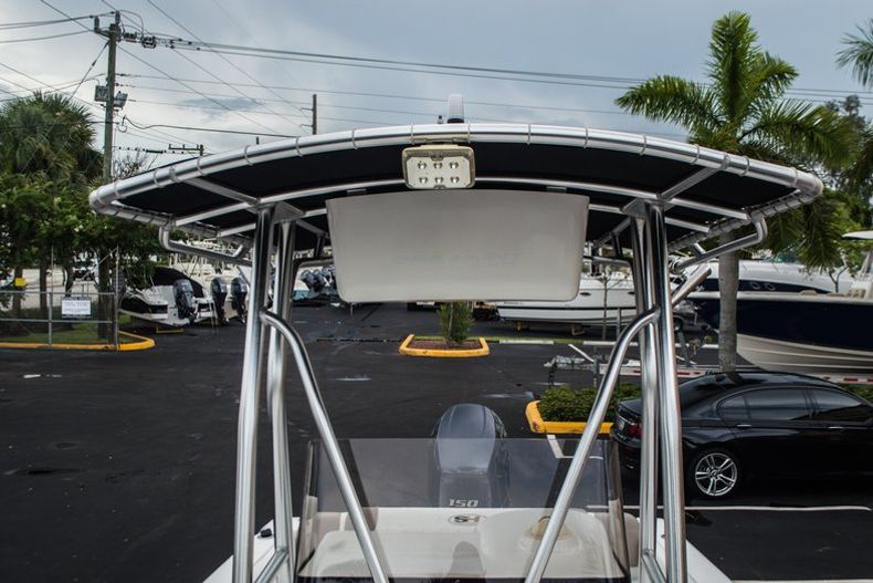 Thumbnail 19 for Used 2012 Sea Hunt 211 Ultra boat for sale in West Palm Beach, FL