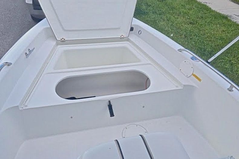 Thumbnail 5 for Used 2004 Sailfish 174 Center Console boat for sale in West Palm Beach, FL