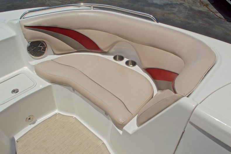 Thumbnail 38 for Used 2014 Hurricane SunDeck Sport SS 220 OB boat for sale in West Palm Beach, FL