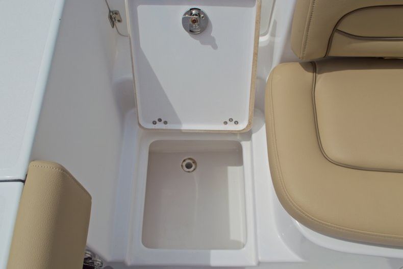 Thumbnail 17 for Used 2015 Sportsman Heritage 251 Center Console boat for sale in West Palm Beach, FL