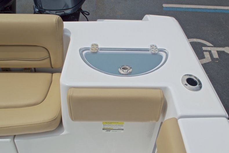 Thumbnail 19 for Used 2015 Sportsman Heritage 251 Center Console boat for sale in West Palm Beach, FL