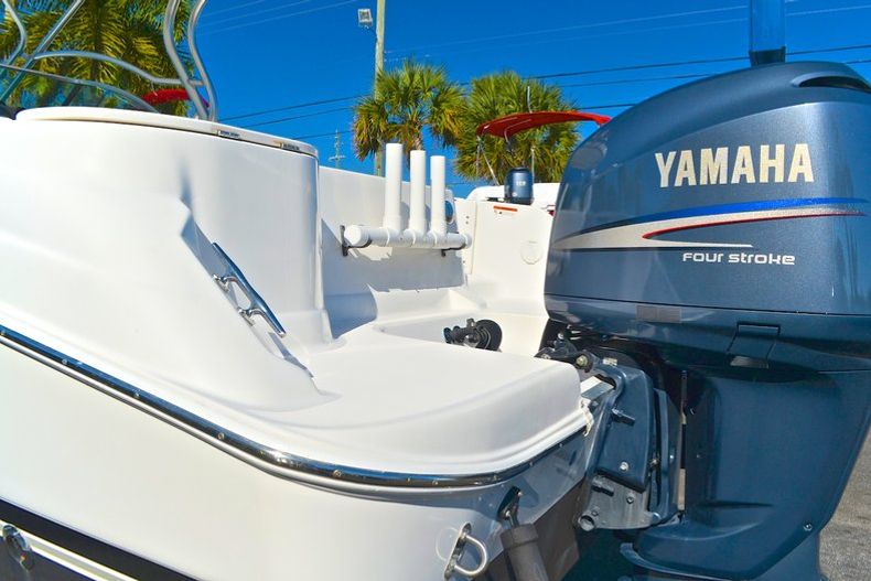 Thumbnail 23 for Used 2006 Wellcraft 232 Coastal Walkaround boat for sale in West Palm Beach, FL