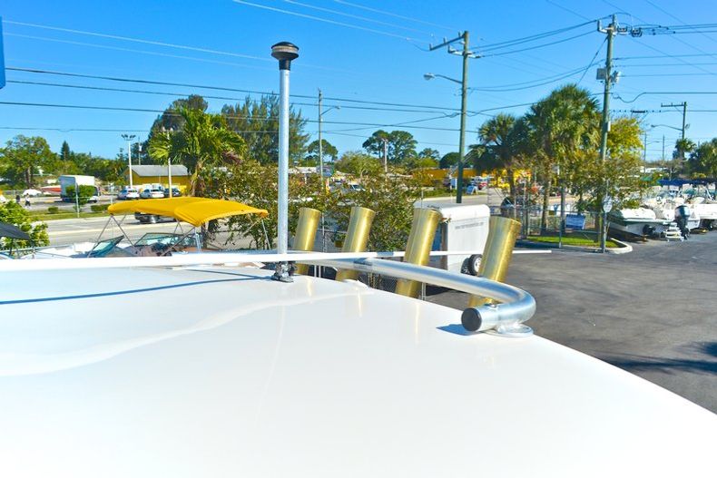 Thumbnail 45 for Used 2006 Wellcraft 232 Coastal Walkaround boat for sale in West Palm Beach, FL