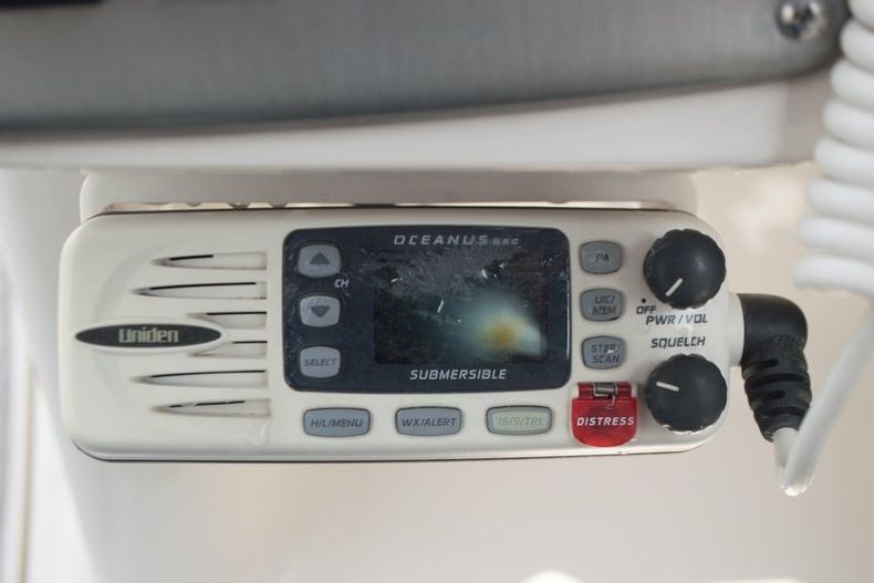 Thumbnail 38 for Used 2007 Hurricane SunDeck SD 2400 OB boat for sale in West Palm Beach, FL