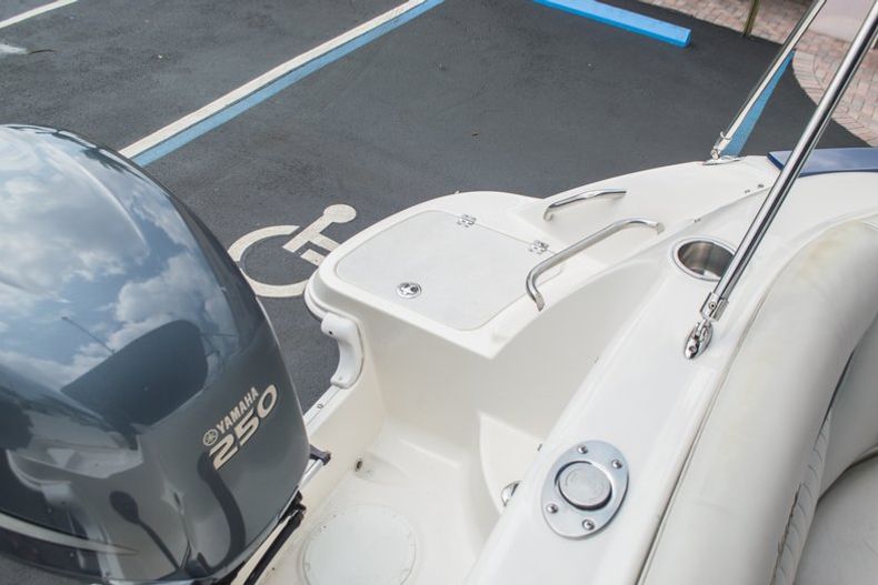 Thumbnail 63 for Used 2007 Hurricane SunDeck SD 2400 OB boat for sale in West Palm Beach, FL