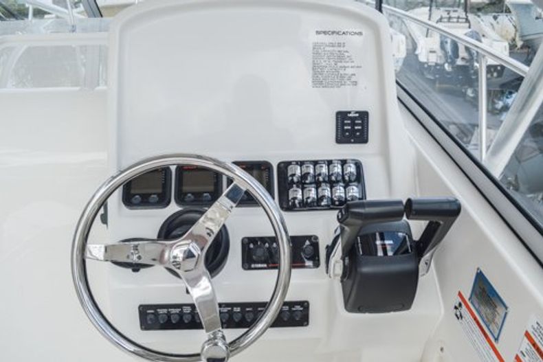 Thumbnail 44 for Used 2015 Sailfish 270 WAC Walk Around boat for sale in Miami, FL