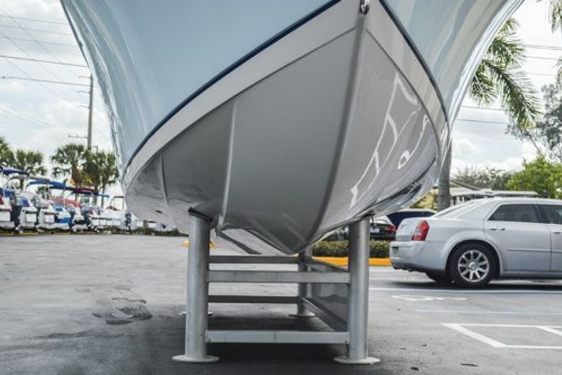 Thumbnail 2 for Used 2015 Sailfish 270 WAC Walk Around boat for sale in Miami, FL