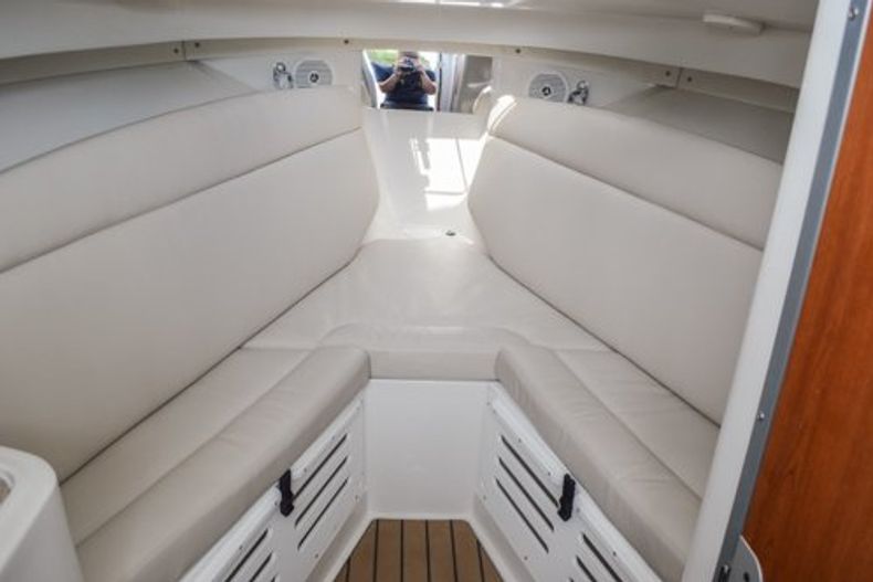 Thumbnail 67 for Used 2015 Sailfish 270 WAC Walk Around boat for sale in Miami, FL