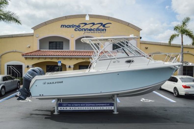Thumbnail 78 for Used 2015 Sailfish 270 WAC Walk Around boat for sale in Miami, FL