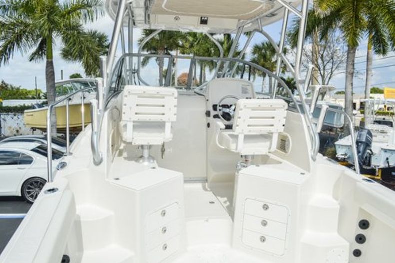 Thumbnail 15 for Used 2015 Sailfish 270 WAC Walk Around boat for sale in Miami, FL