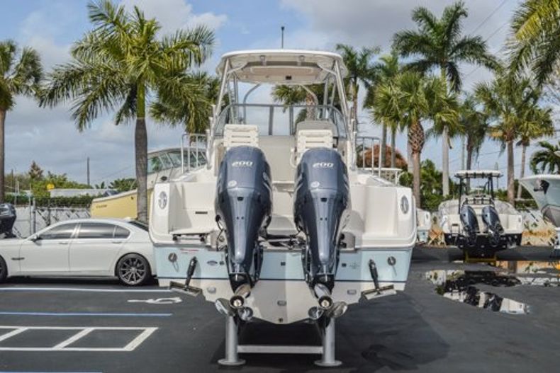 Thumbnail 8 for Used 2015 Sailfish 270 WAC Walk Around boat for sale in Miami, FL