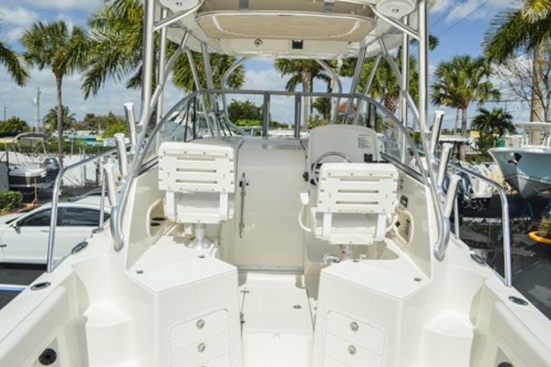 Thumbnail 14 for Used 2015 Sailfish 270 WAC Walk Around boat for sale in Miami, FL
