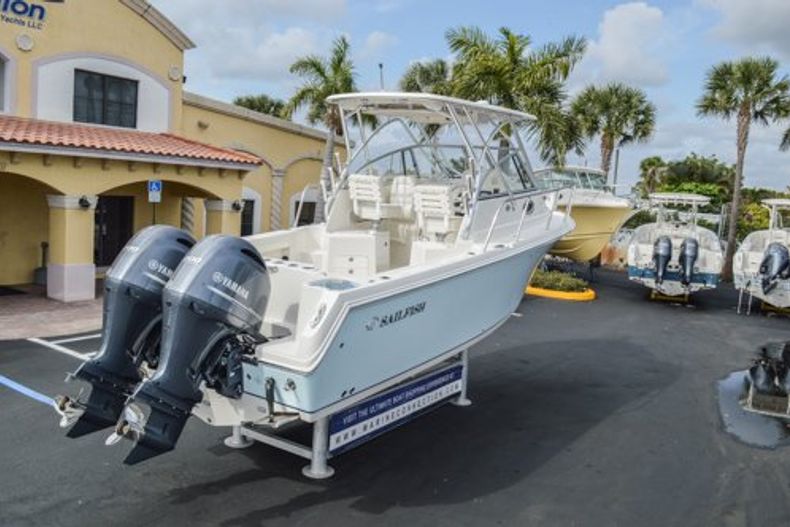 Thumbnail 9 for Used 2015 Sailfish 270 WAC Walk Around boat for sale in Miami, FL