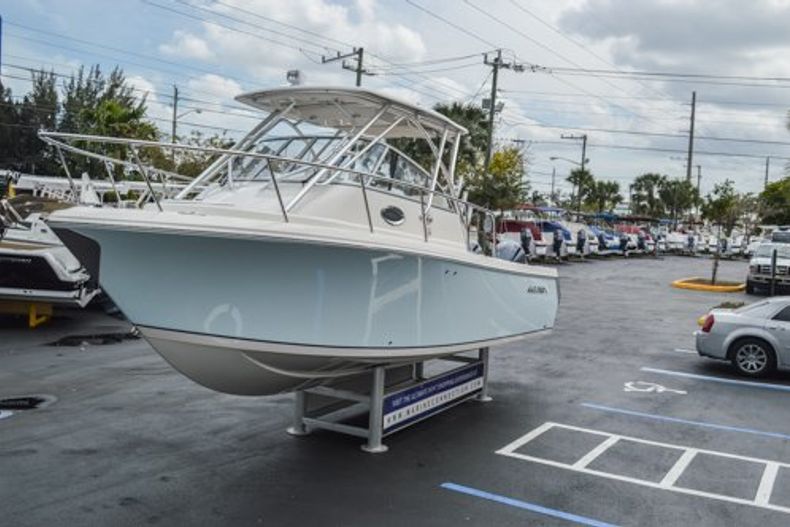 Thumbnail 13 for Used 2015 Sailfish 270 WAC Walk Around boat for sale in Miami, FL