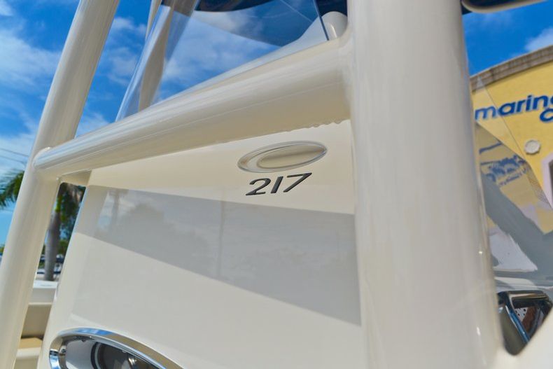 Thumbnail 17 for New 2013 Cobia 217 Center Console boat for sale in West Palm Beach, FL