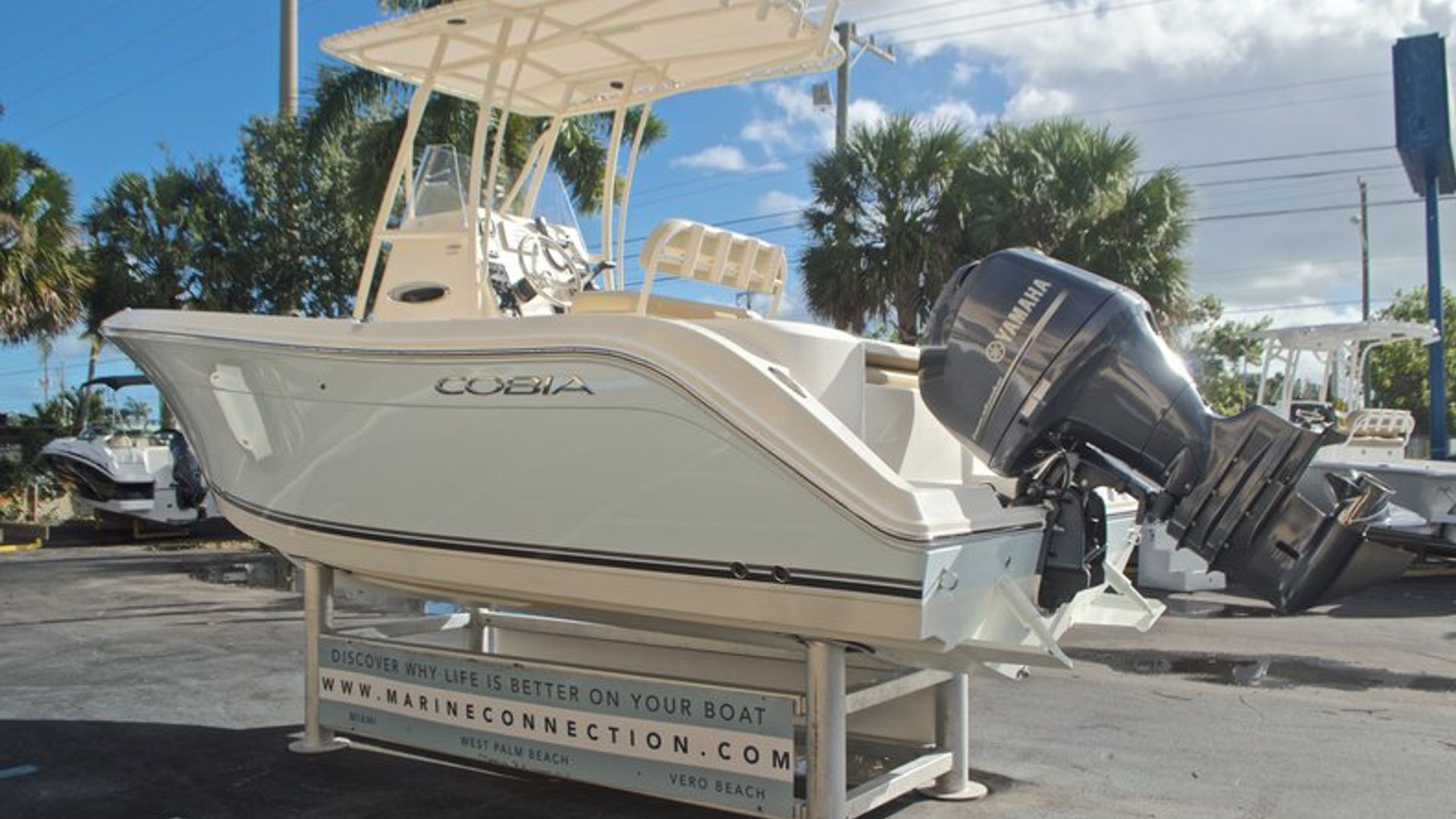 Used 2015 Cobia 201 Center Console #T004 image 7
