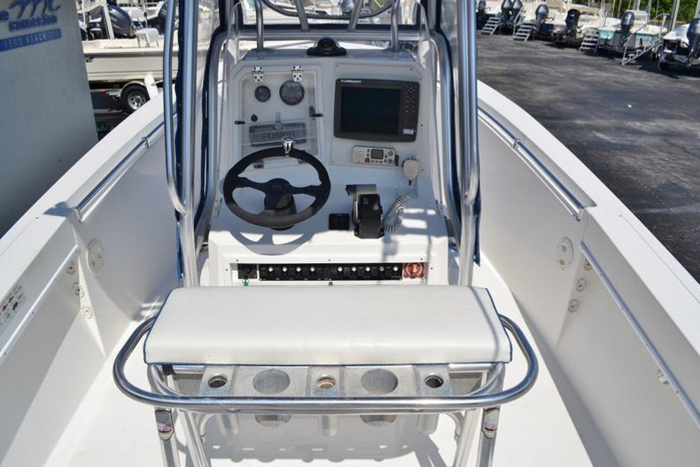 Thumbnail 11 for Used 2006 Contender 21 Open Fish Center Console boat for sale in Vero Beach, FL