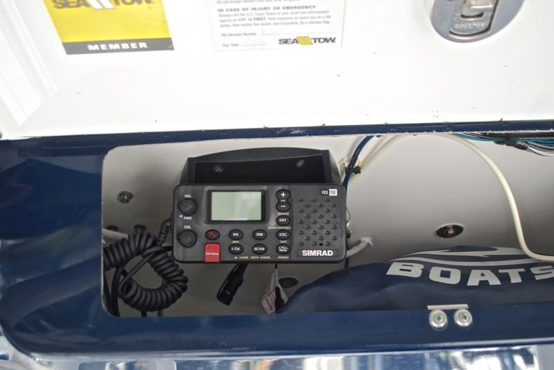 Thumbnail 32 for Used 2015 Sportsman Heritage 251 Center Console boat for sale in West Palm Beach, FL