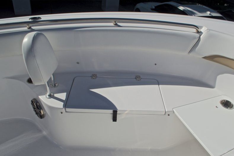 Thumbnail 53 for Used 2015 Sportsman Heritage 251 Center Console boat for sale in West Palm Beach, FL