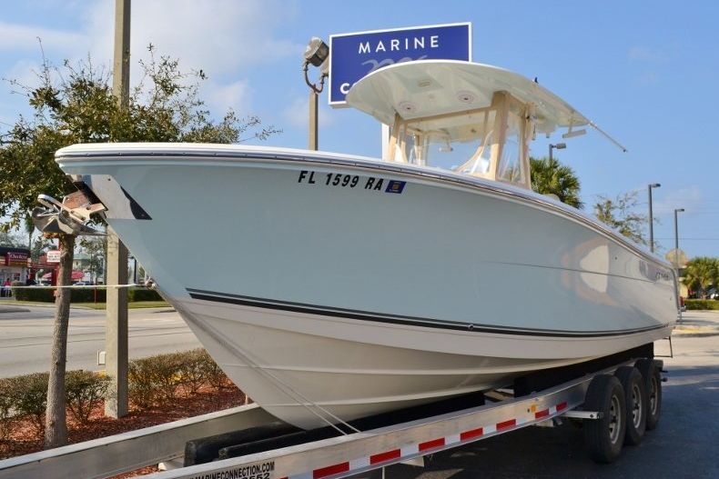 Thumbnail 1 for Used 2016 Cobia 277 Center Console boat for sale in Vero Beach, FL