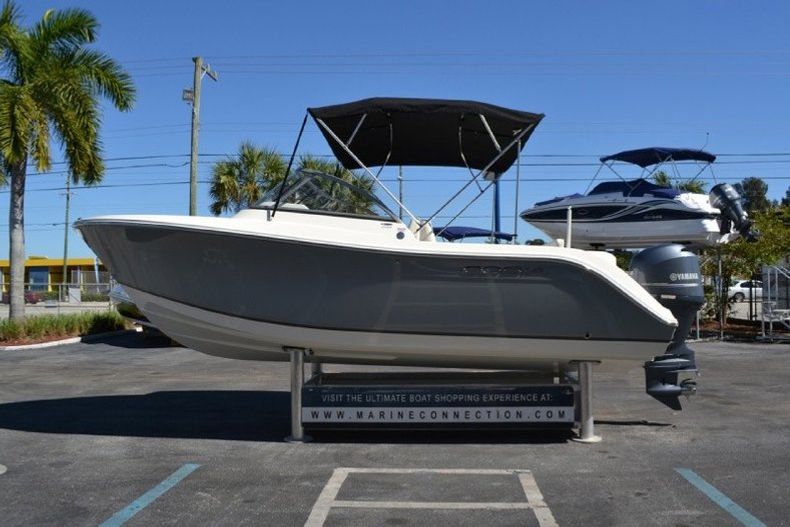 Thumbnail 12 for New 2013 Cobia 220 Dual Console boat for sale in West Palm Beach, FL