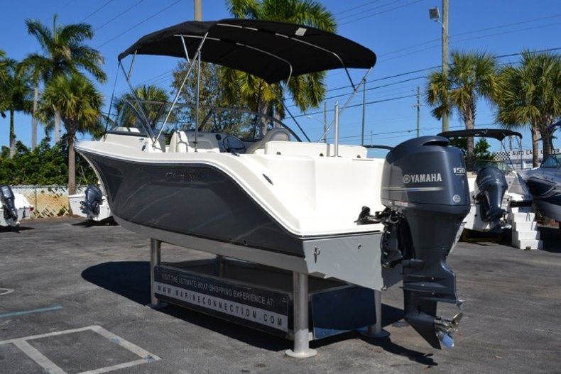 Thumbnail 13 for New 2013 Cobia 220 Dual Console boat for sale in West Palm Beach, FL