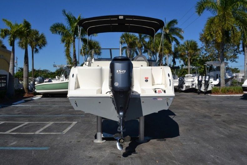 Thumbnail 14 for New 2013 Cobia 220 Dual Console boat for sale in West Palm Beach, FL