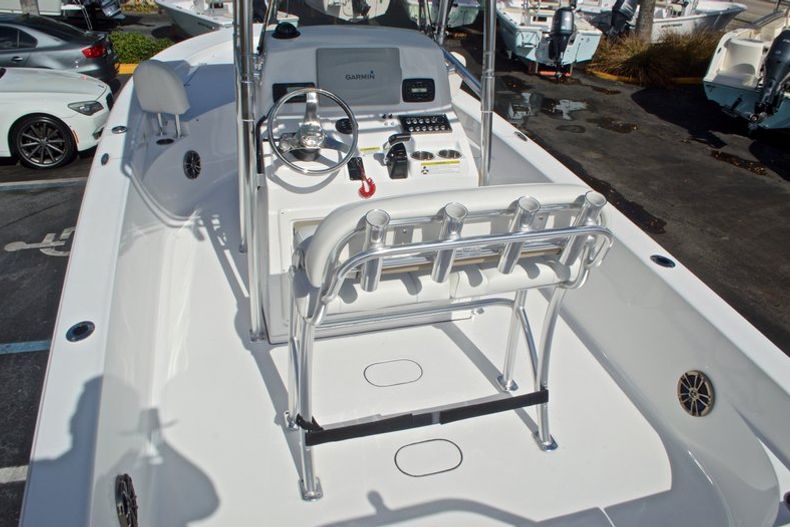 Thumbnail 12 for Used 2014 Sportsman Masters 247 Bay Boat boat for sale in West Palm Beach, FL