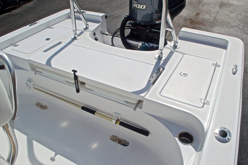 Thumbnail 13 for Used 2014 Sportsman Masters 247 Bay Boat boat for sale in West Palm Beach, FL