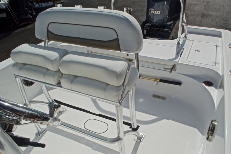 Thumbnail 25 for Used 2014 Sportsman Masters 247 Bay Boat boat for sale in West Palm Beach, FL