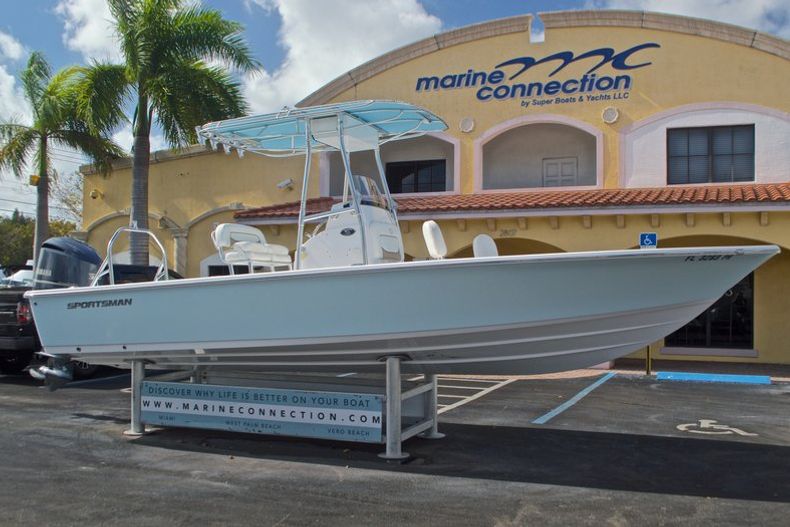 Thumbnail 1 for Used 2014 Sportsman Masters 247 Bay Boat boat for sale in West Palm Beach, FL